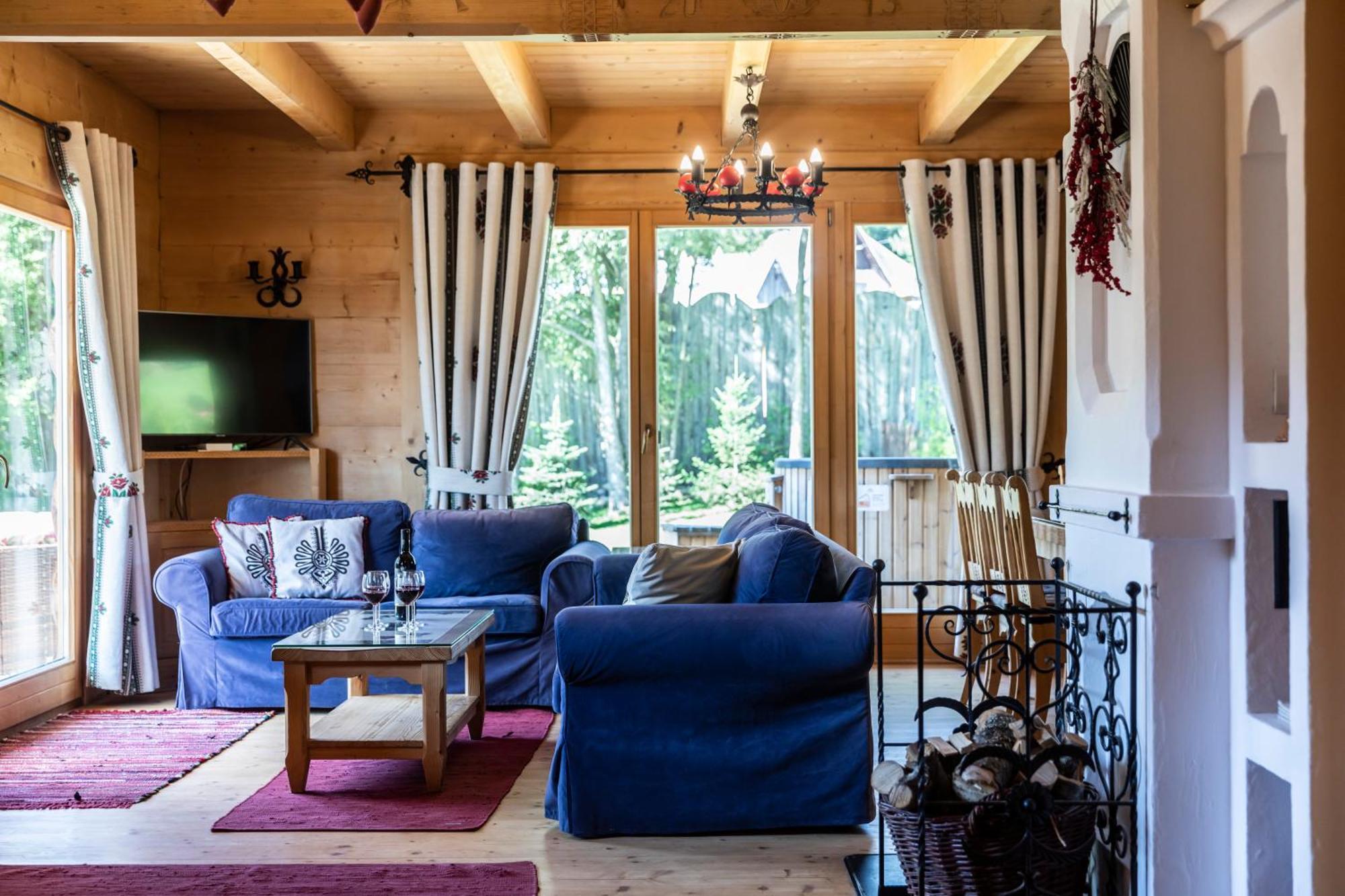 Dom Bajeczna Polana Jacuzzi Chalet